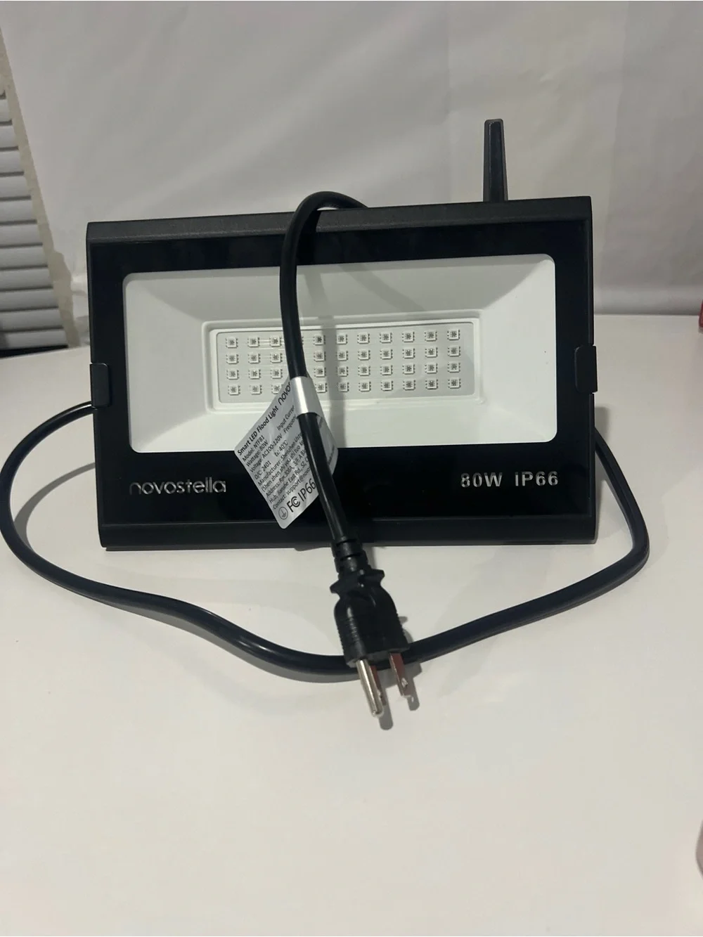Novoestella 80w black